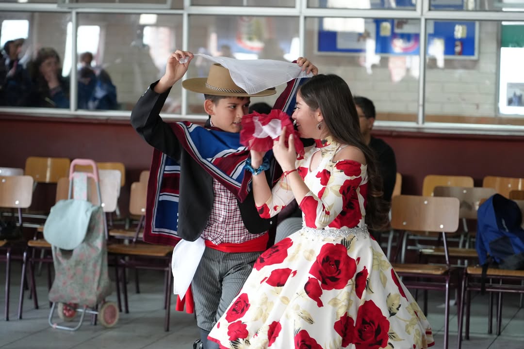 Concurso de Cueca en Colegio 2