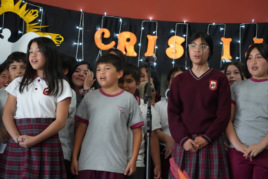 DÍA DE LAS IGLESIAS EVANGÉLICAS EN COLEGIO 2 NACHOTE