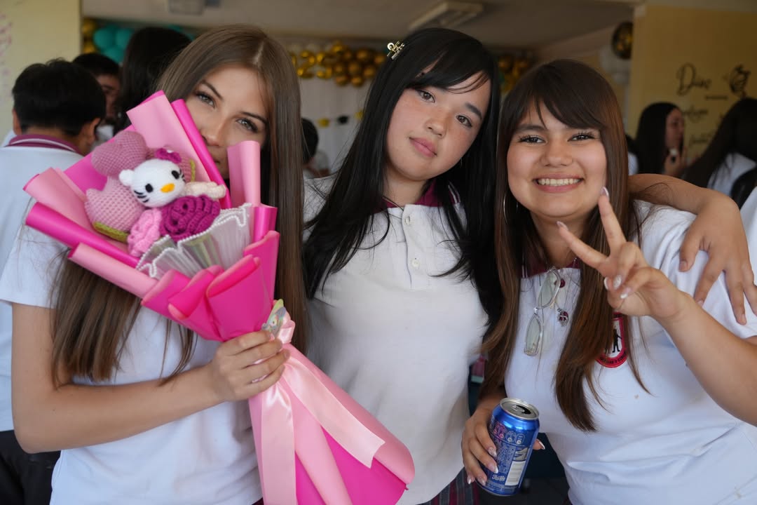 Licenciatura Octavo B – Un Adiós Emotivo